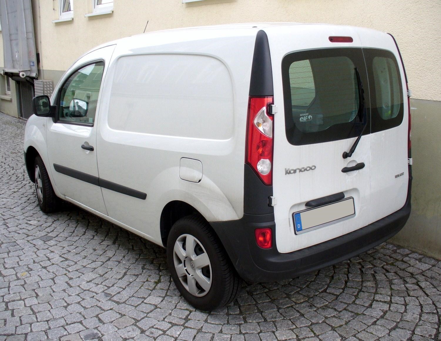 Louer une voiture pour transporter du matériel à la Réunion